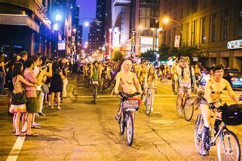 naked bike ride chicago|Take a look at photos from World Naked Bike Ride。